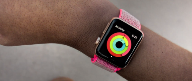 Apple Watch Serii 3 w trzech nowych reklamach „Close Your Rings”