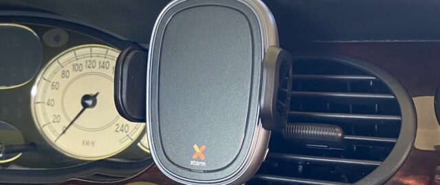 Xtorm XW209 – uchwyt samochodowy z funkcją ładowania indukcyjnego [Recenzja]