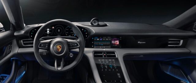 Porsche Taycan zyskuje wsparcie Podcastów Apple i tekstów utworów Apple Music