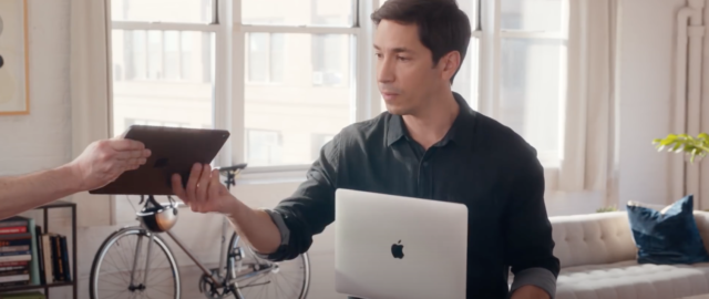 Były aktor reklam Apple Justin Long w nowej kampanii reklamowej Intela