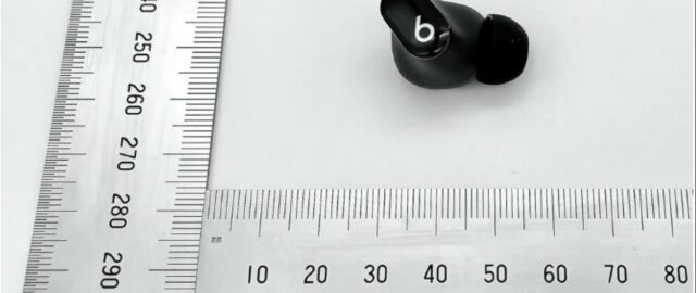 Nowe zdjęcia słuchawek Beats Studio Buds zauważone w regulacyjnej bazie danych