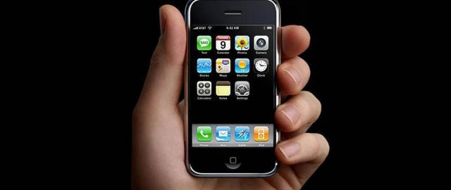 Dokładnie 16 lat temu Steve Jobs zaprezentował iPhone’a