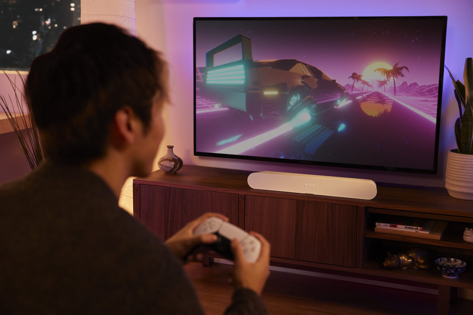 Ray_White-Lifestyle-BR-Gaming-Head_On-MW-v05-HR-Q1FY22_MST-MST_fid166275