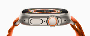 Apple-Watch-Ultra-Orange-Alpine-Loop-Side-Button-Digital-Crown-220907_big.jpg.large_2x