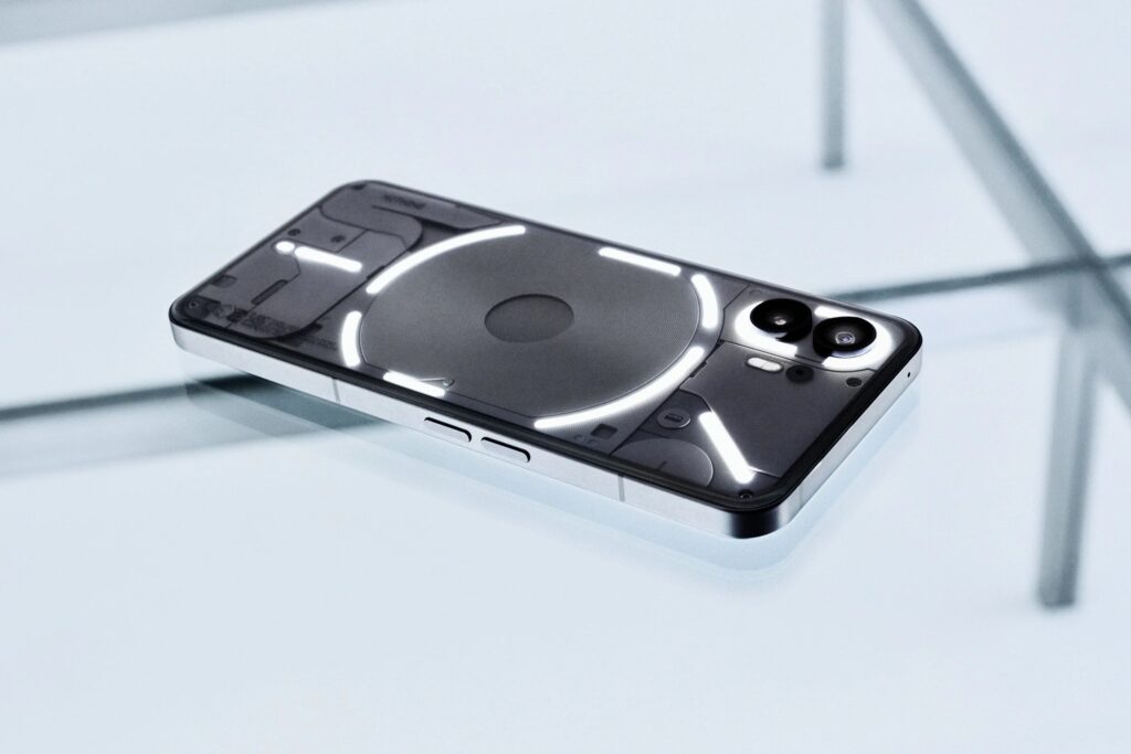 Phone-2-PDP-Glyph-Header-Desktop