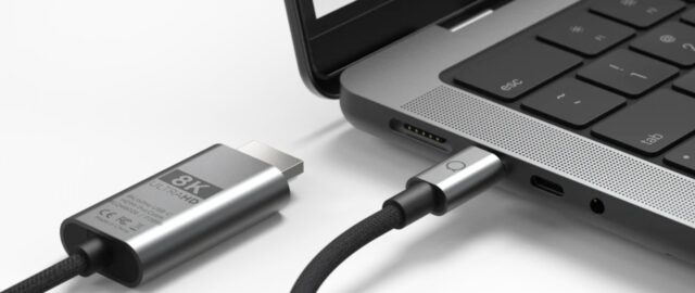 Jakie zabrać kable i multiport, by cieszyć się z wszelkich multimediów?