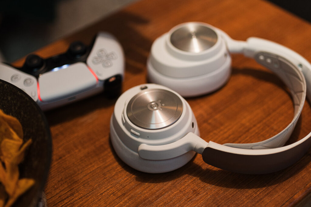 White Nova Pro Wireless White