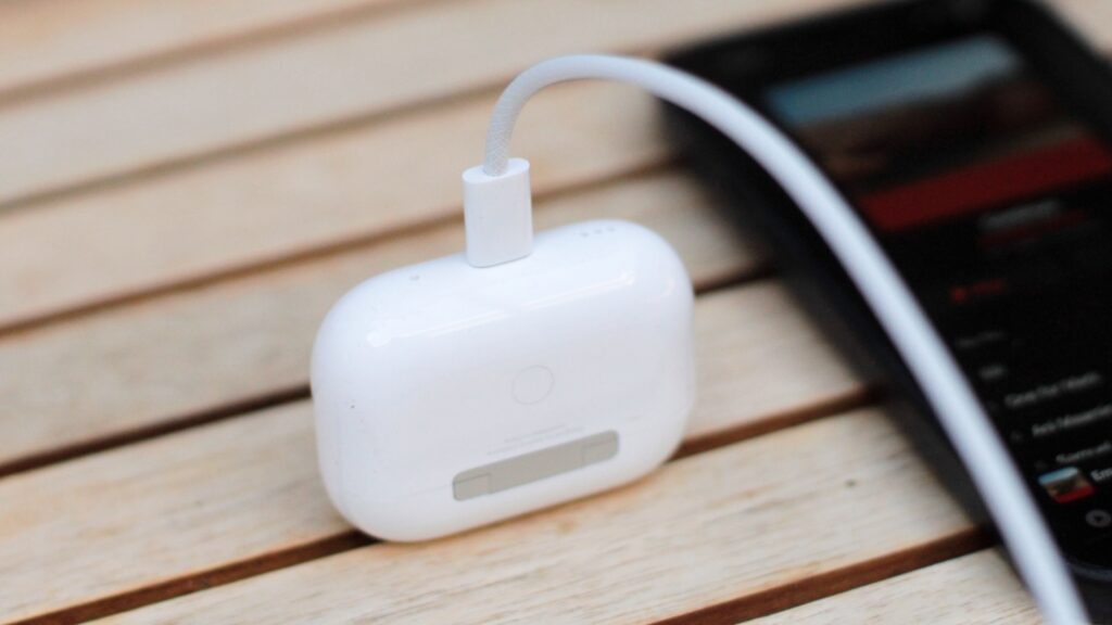 ladowanie-Air-Pods-Pro