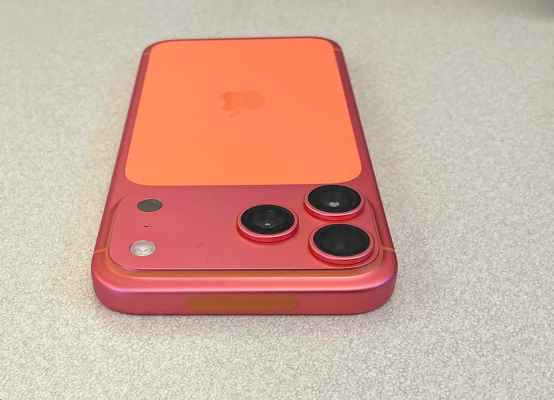 Modele pomarańczowego iPhone’a 17 Pro zmieniają kolor?