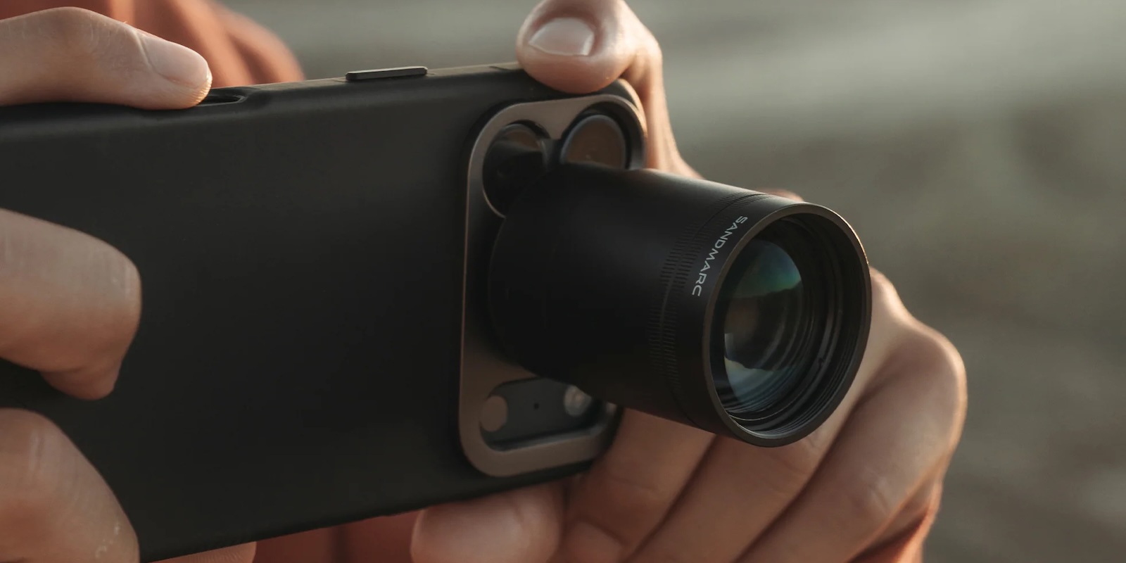 24-krotny zoom z nowym obiektywem od Sandmarc