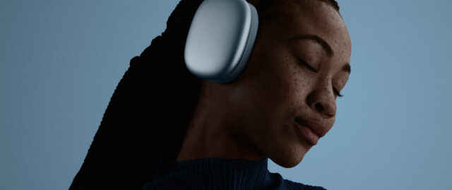 Apple udostępnia nowe oprogramowanie dla AirPods Max 2