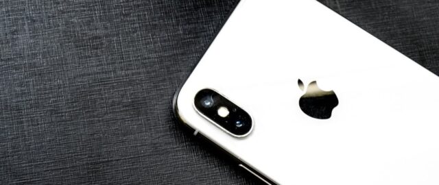 Apple ostrzega użytkowników korzystających ze starszych wersji systemu iOS do natychmiastowej aktualizacji