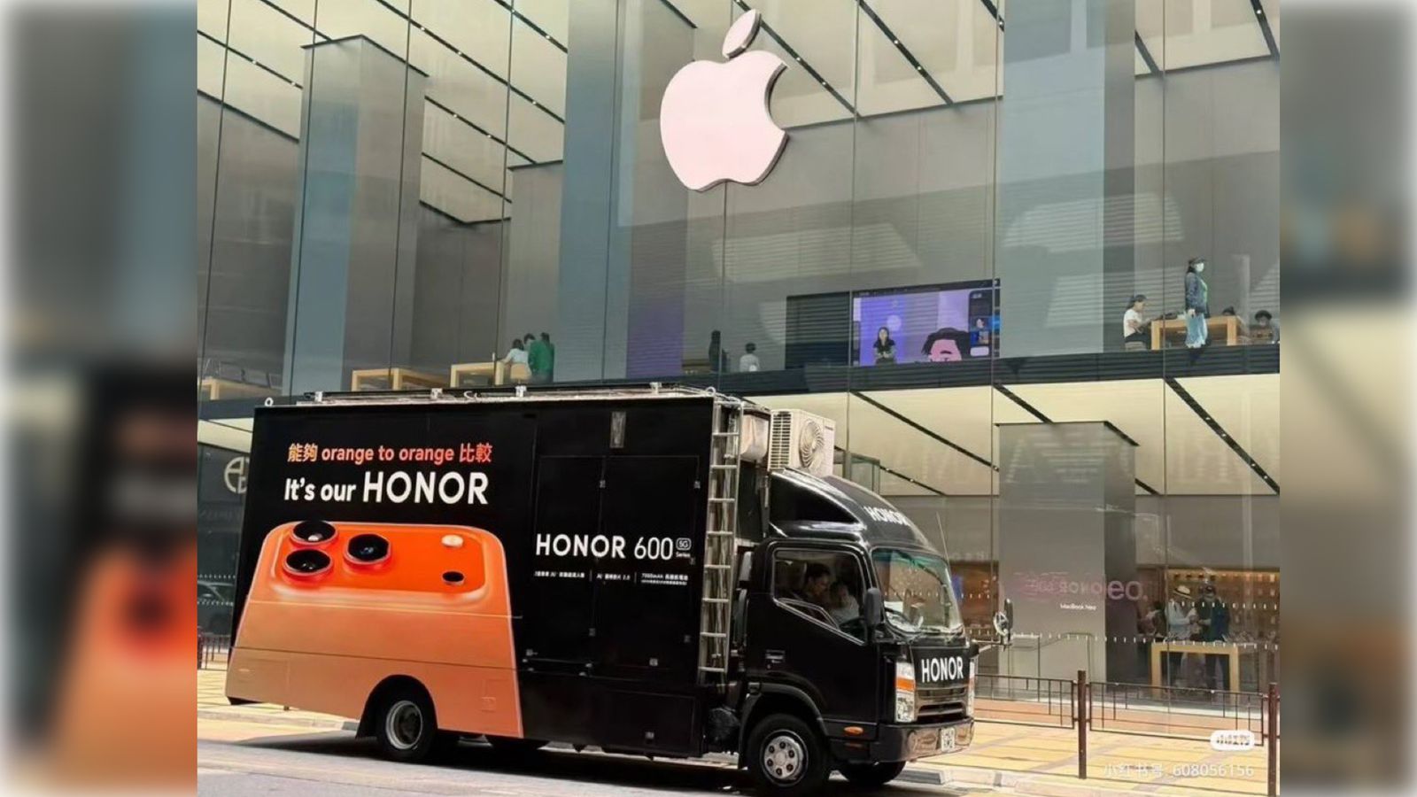 Apple Store stał się tłem reklamy marki Honor